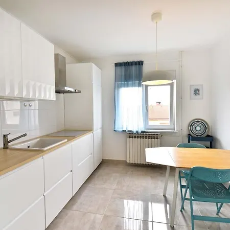 Apartment Brezac Olive Garden