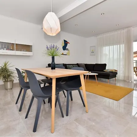 Apartment Brezac Olive Garden *